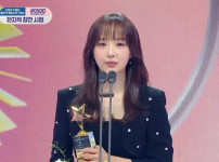 실시간 39살 아나운서 미모 ㄷㄷㄷ