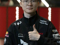 농구보면서 화내지말고 좀만 참어 이것들아