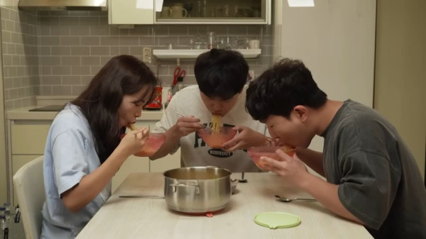 라면 만든 사람 상줬으면 좋겠다