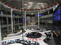 일본증시 폭락으로 도쿄증권거래소 결국 업종변경.jpg