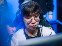 한화생명 CFO 꺾고 8강 도전