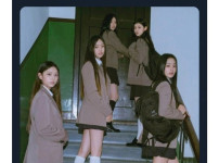 대사 한 줄 추가하니까 무서워지는 사진