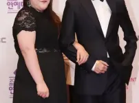 연예계 최악의 노예계약.jpg