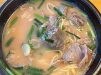 뜨끈한 순대국밥 한그릇