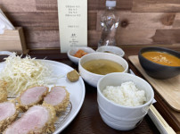 모듬카츠와 카레