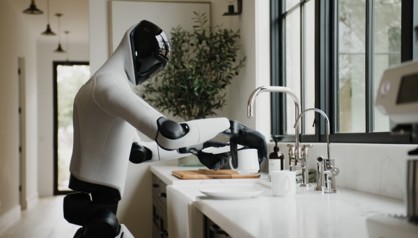 인간형 가사 로봇, 대량 생산 초읽기