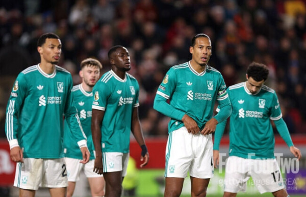 리버풀 슬롯 감독 리그 4연패 후 기자회견 불참 결정 팀 분위기 침체