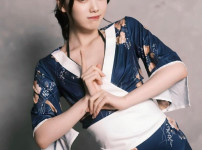 한국으로 체인소맨 레제편 보러온 일본 여배우