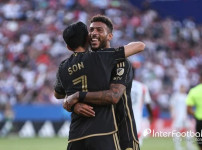 손흥민의 오피스 와이프들