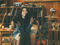 시즌그리팅 준비하는 아이유 인스타