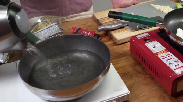 성시경의 틈새라면을 사용한 고기짬뽕 레시피