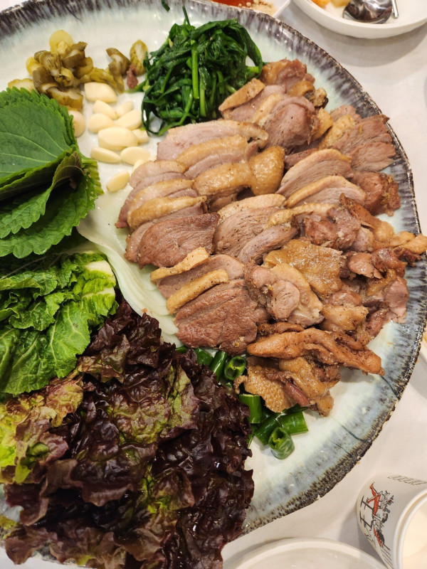 저녁 먹습니다.