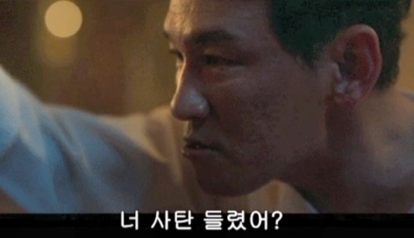 어느 교회 1층의 햄버거 가게