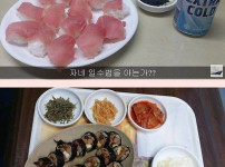 원양어선에서 식사 모습 공개한 유튜버