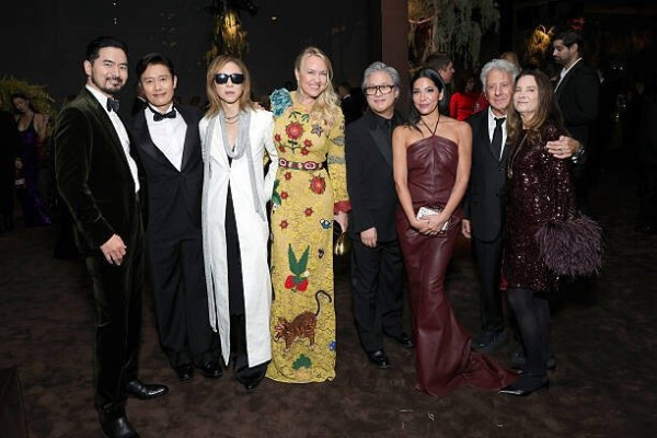 최근 행사장에서 사진 찍힌 이진욱