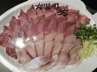 샤브샤브. 방어회