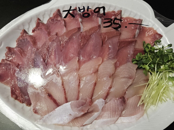 샤브샤브. 방어회