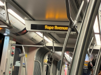 다음 정거장은 강간대로 입니다.