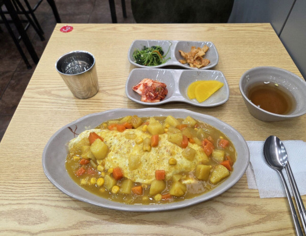 카레 오므라이스