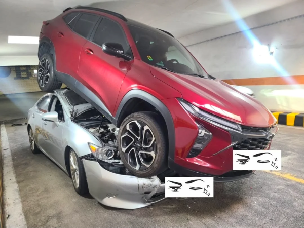 주차장 사고 레전드 나옴ㄷㄷㄷㄷㄷㄷㄷㄷㄷ